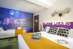 Casual Ilbira Granada Hotel