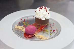 URH Hotel Zen Balagares