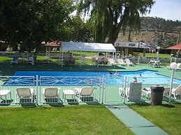 Okanagan Seasons Resort