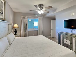 Emerald Beach Resort by Southern Vacation Rentals