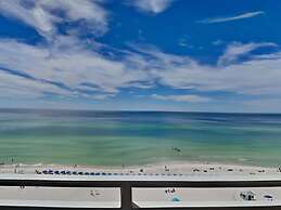 Emerald Beach Resort by Southern Vacation Rentals