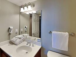 Emerald Beach Resort by Southern Vacation Rentals