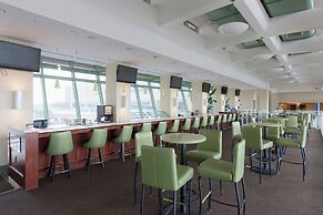 Emerald Beach Resort by Southern Vacation Rentals