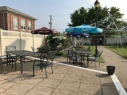 Waynebrook Inn, Est 1865