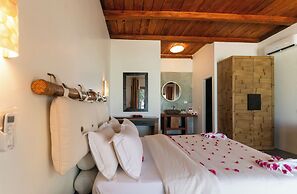 Coral Rocks Hotel & Restaurant