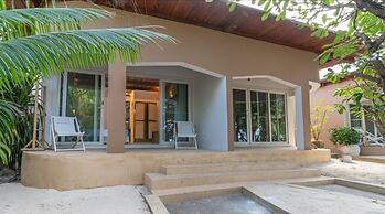 Coral Rocks Hotel & Restaurant