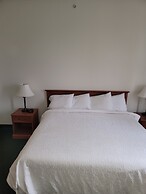 Horizon Inn and Suites