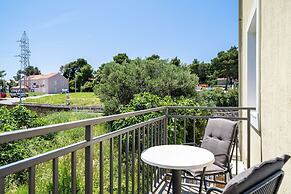 Bacan Serviced Apartments