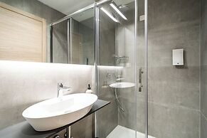 Bacan Serviced Apartments