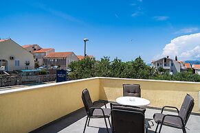 Bacan Serviced Apartments