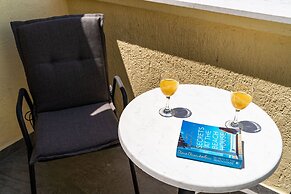 Bacan Serviced Apartments