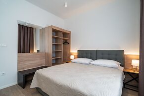 Bacan Serviced Apartments