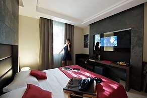 UNAHOTELS Villa dei Platani Foligno