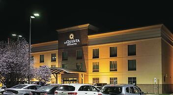 La Quinta Inn & Suites by Wyndham Bel Air/I-95 Exit 77A