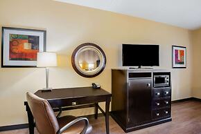 La Quinta Inn & Suites by Wyndham Bel Air/I-95 Exit 77A