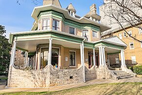 Hassinger Daniels Guest House