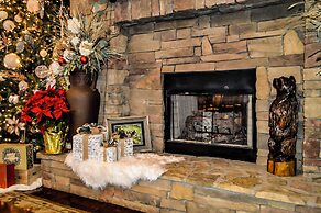 The Lodge at Flat Rock