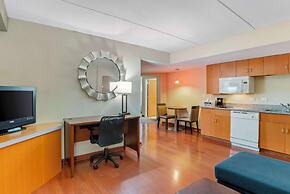 Comfort Suites At Virginia Center Commons