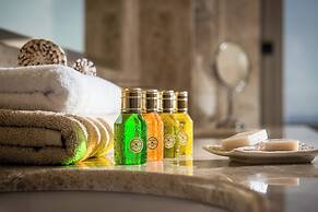 Creta Blue Boutique Hotel