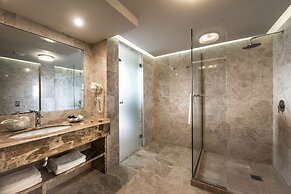 Creta Blue Boutique Hotel