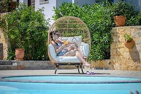 Creta Blue Boutique Hotel