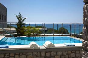 Blue Dream Luxury Villas