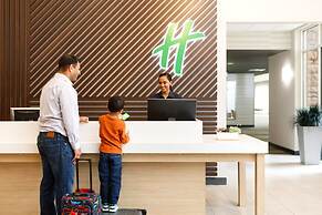 Holiday Inn & Suites Oakland Airport by IHG