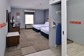 Hampton Inn Kansas City Northeast