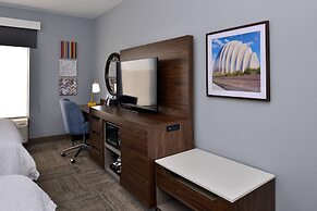 Hampton Inn Kansas City Northeast