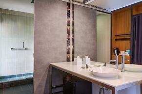 Aloft Charleston Airport & Convention Center