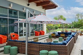 Aloft Charleston Airport & Convention Center