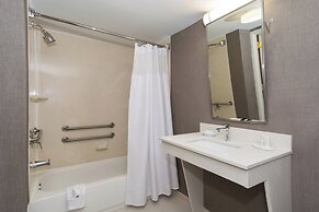 Aloft Charleston Airport & Convention Center