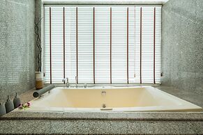 La Flora Resort Patong