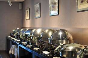 Qingdao Housing International Hotel