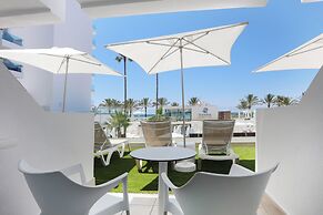 Iberostar Waves Bahía de Palma -Adults Only