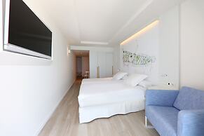 Iberostar Waves Bahía de Palma -Adults Only