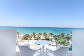 Iberostar Waves Bahía de Palma -Adults Only