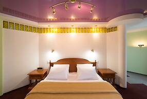 Express hotel