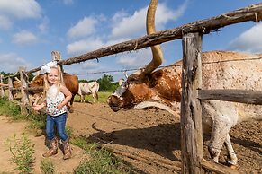 Wildcatter Ranch & Resort