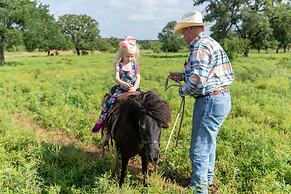 Wildcatter Ranch & Resort