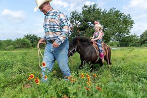Wildcatter Ranch & Resort