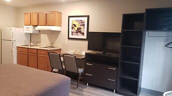 WoodSpring Suites Kansas City Mission