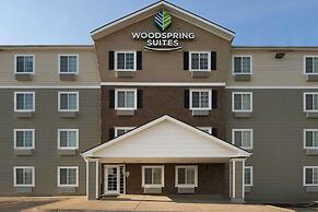 WoodSpring Suites Kansas City Mission