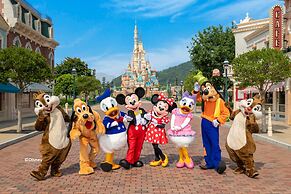 Hong Kong Disneyland Hotel