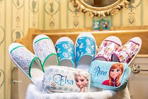 Hong Kong Disneyland Hotel