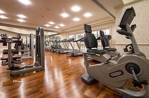 Hong Kong Disneyland Hotel