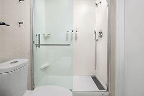 Delta Hotels by Marriott Colonial Heights