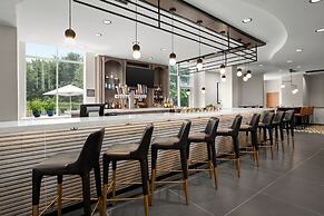 Delta Hotels by Marriott Colonial Heights