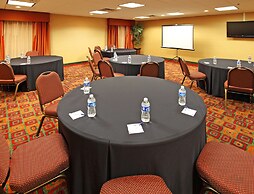 Holiday Inn Express Suites South - Tyler by IHG