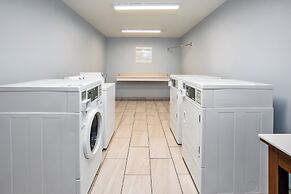 Holiday Inn Express & Suites Buffalo by IHG